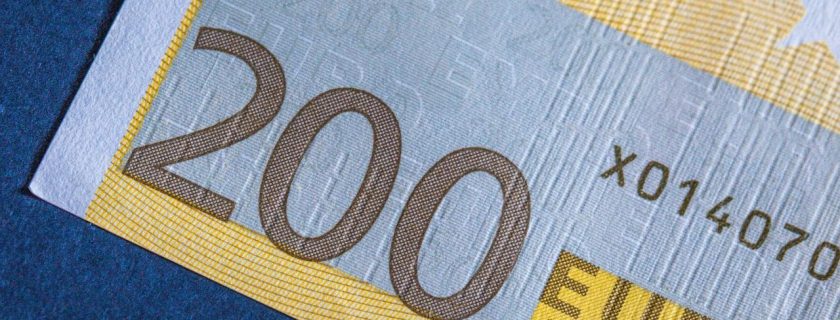 Bonus 200 euro dipendenti scuola: REQUISITI e CHIARIMENTI
