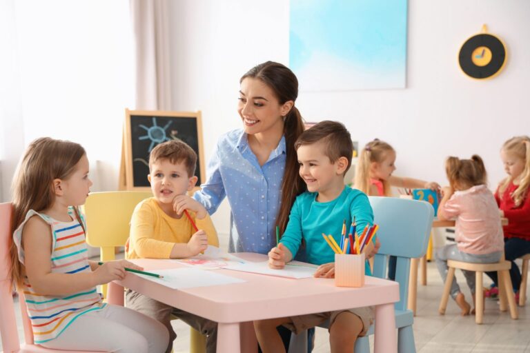 Back to school INFANZIA ~ Raccomandazioni: igienizzarsi bene le mani e proteggersi durante colpi di tosse e starnuti ~ Versione 11 agosto 2022