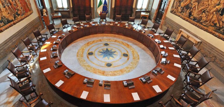 CDM, OK al contratto scuola. D’Aprile: passaggio che consente arrivo degli arretrati a dicembre